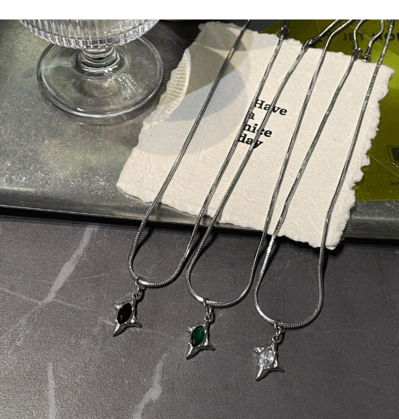 Cross Star Titanium Steel Necklace Men Trendy Handsome Niche Design Snake Bone For Women High-end Versatile Simple_voghion.com