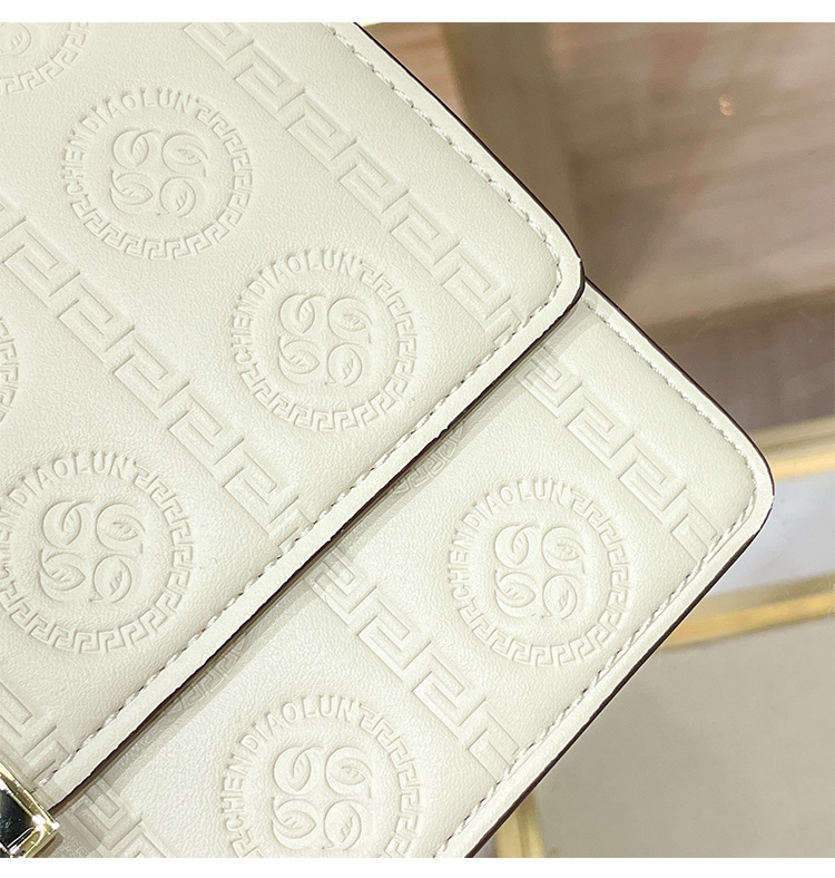 Borsa quadrata senior da donna di nuova moda, senso della borsa a tracolla con catena a tracolla temperamento a spalla singola di lusso leggero_voghion.com