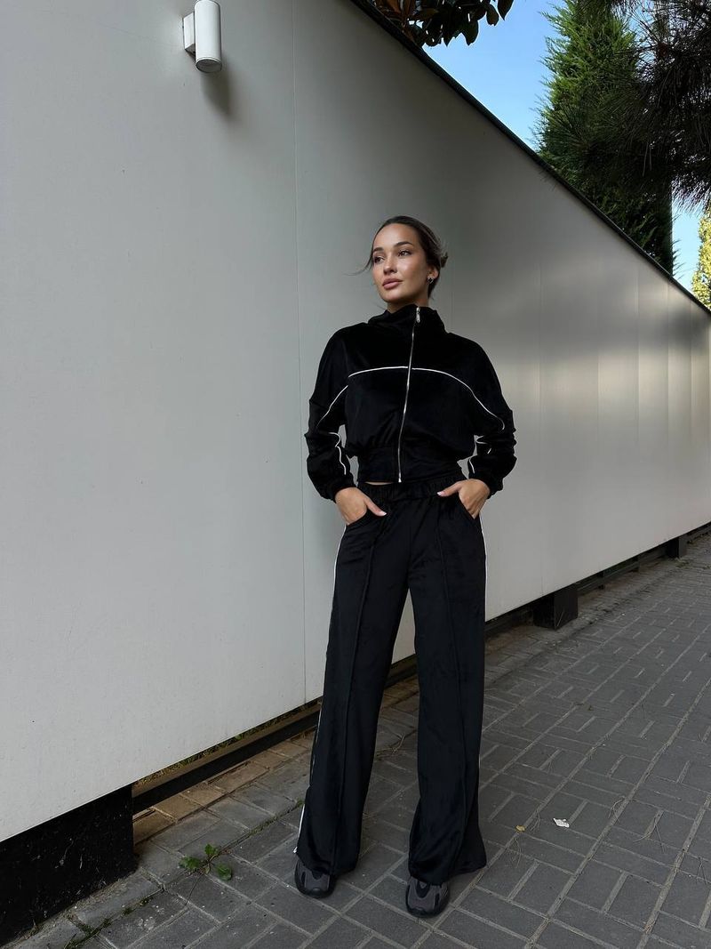 Completo autunno/inverno da donna con felpa con cappuccio e pantaloni a righe - Felpa con zip a maniche lunghe e pantaloni della tuta casual, completo trendy in due pezzi (S/M/L/XL)_voghion.com