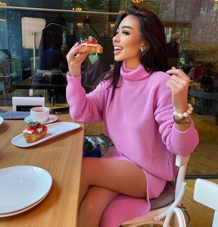 Women's hot-selling autumn and winter new styles, high-necked loose pullover tops, slit sexy long skirts, two-piece set_voghion.com