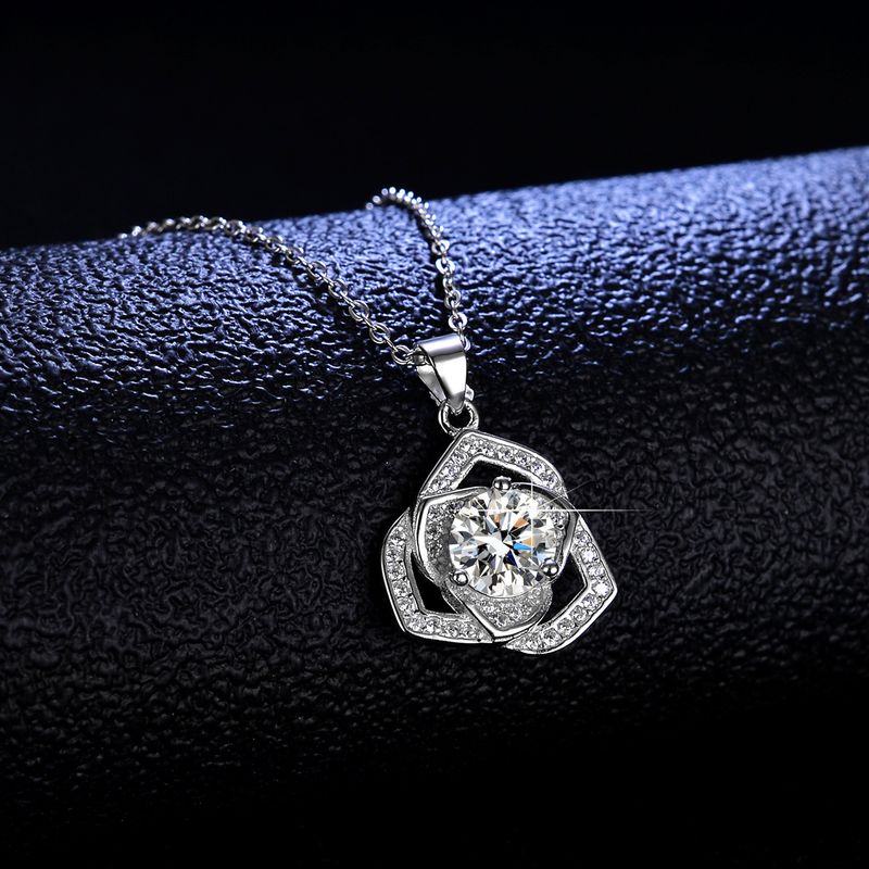Tancise Luxury Personality Silver Moissanite Pendant Necklace Women's Classic Tide Party Gift_voghion.com