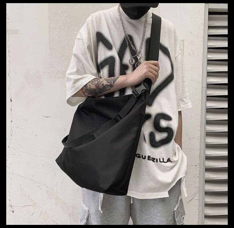 Bag Pure Color Nylon Tide Large Capacity Men's Bag_voghion.com