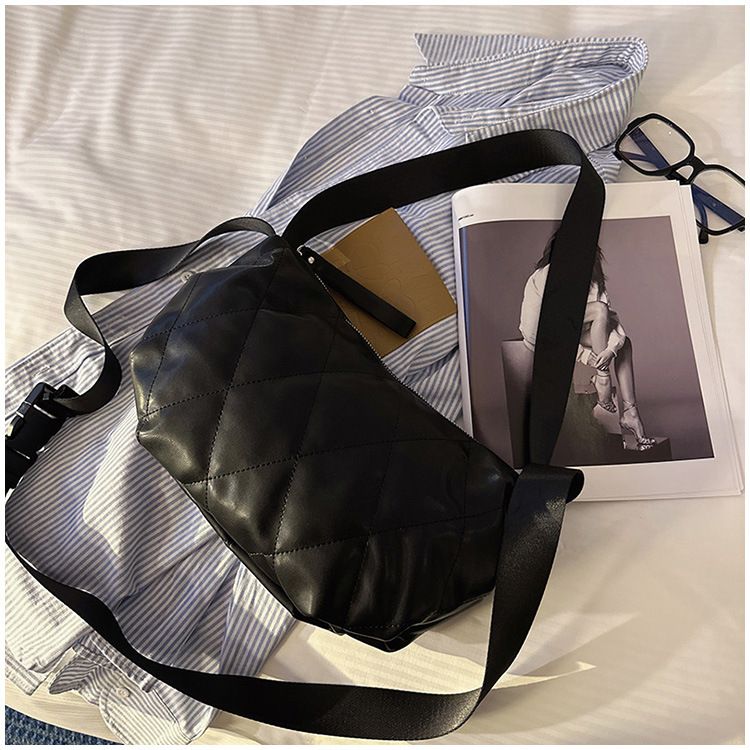 Supporto toracico Instagram con capacità in nylon extra large per donna 2023 Nuova borsa a tracolla monospalla casual versatile_voghion.com