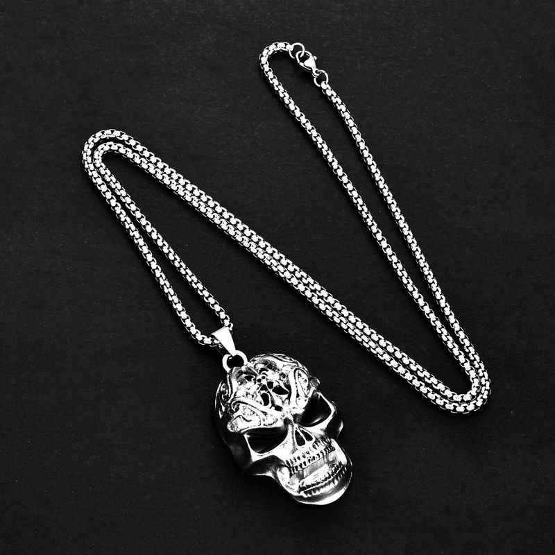 European And American Long Hip-hop Ghost Head Necklace, Halloween Skull Pendant, Non-mainstream Men's Necklace_voghion.com