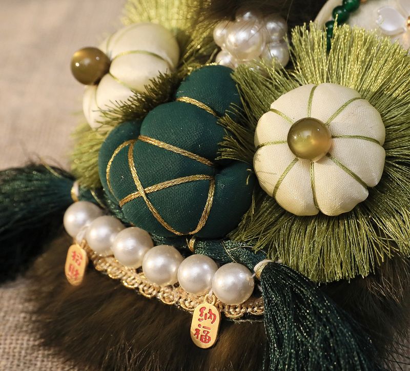 ShoeGlobe ShoeGlobe Tiger Head Original Retro Soft Sole Not Tiring Feet National Slippers Women's Wear Outside New Chinese Style Hanfu Shoes_voghion.com