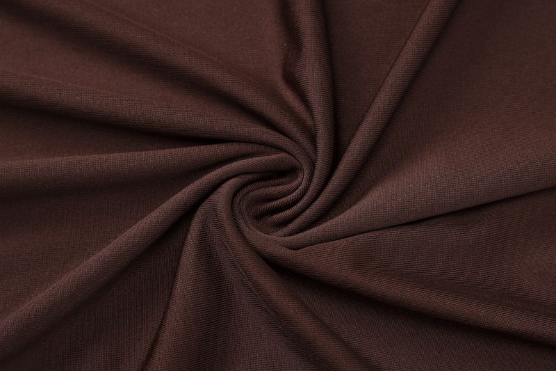 Heiße Selg-Kleidung in Europa und Amerika Herbst und Winter 2024, neues sexy trägerloses Plissee-Hüftkleid mit U-Ausschnitt, Großhandel_voghion.com