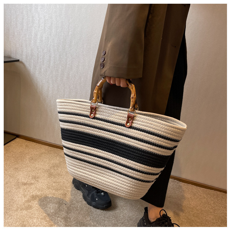 Temperament Popular Woven Women's Bag New Fashion Tote Bag Splicing Single Shoulder Large Capacity Bamboo Joint Hand Bag_voghion.com