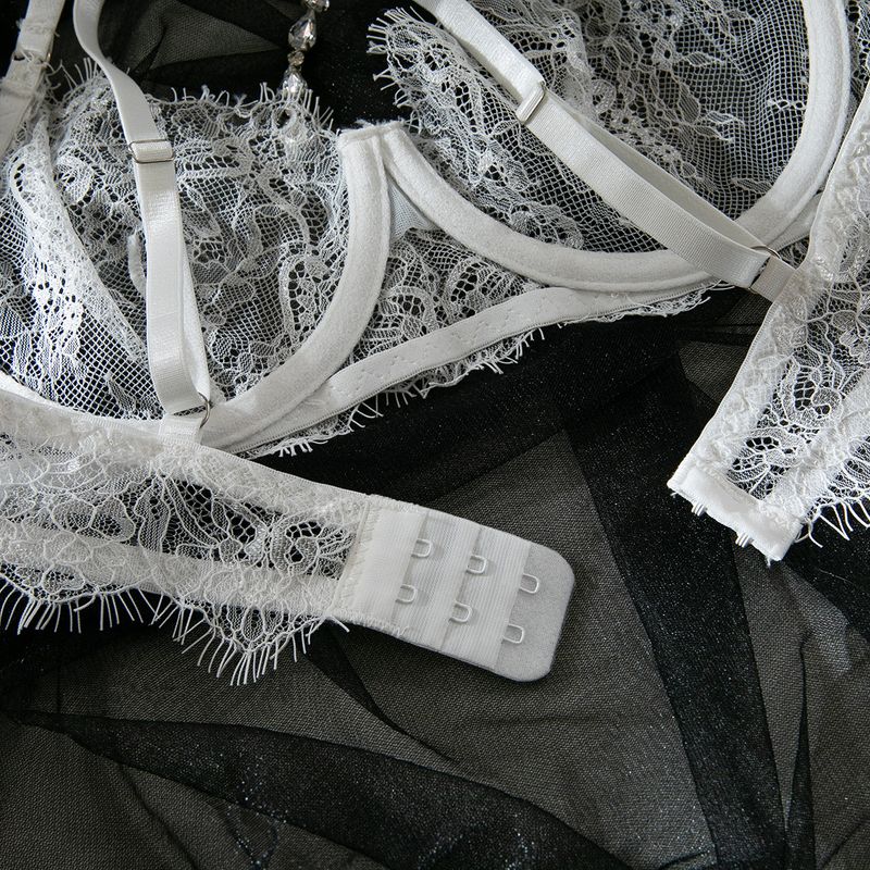 Women's Intimates Big Chest Small Thin Hollow Bra Thong Women's Underwear Set_voghion.com
