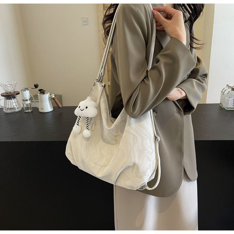 Borsa tote minimalista e capiente per donna, modello coreano, estate 2024, versatile, con tracolla di alta qualità e tracolla ascellare._voghion.com