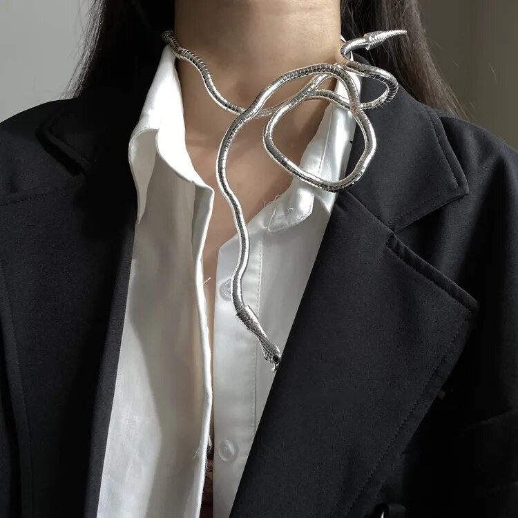 Trendy Jewelry Snake Necklace Hot Selling Personality Design Soft Metal Necklace For Women Gift_voghion.com