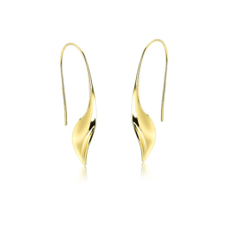 Modische, große Ohrhaken aus 925er Sterlingsilber für Damen – ein echter Hingucker für den Sommer. Schlichte, runde Ohrhaken aus Silber mit individuellem Touch._voghion.com