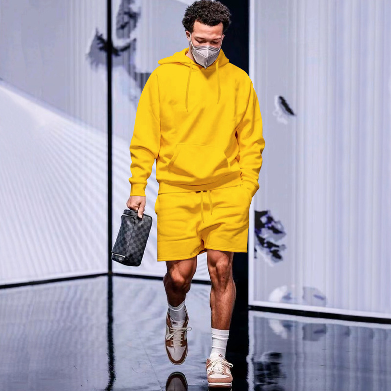 Streetwear männer Zwei Stück Sets Hoodie Langarm Einfarbig Fleece Trainingsanzüge Mit Kapuze Sweatshirt Und Shorts Anzüge Männer Outfits_voghion.com