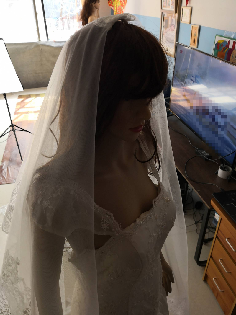 Nuovo velo da sposa con bordo in pizzo, veli da sposa con paillettes, due strati, strascico da cattedrale, 118 pollici di lunghezza, design originale 190311_voghion.com