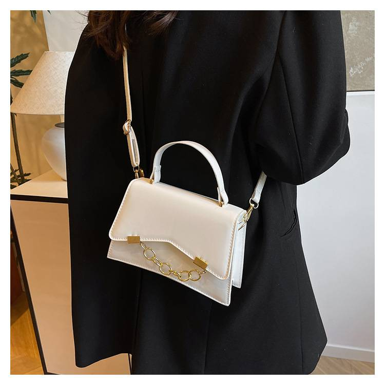 Modische Handtasche 2025 Neue Frühlings-Nischenstruktur Pendler-Umhängetasche Umhängetasche Kleine quadratische Tasche_voghion.com