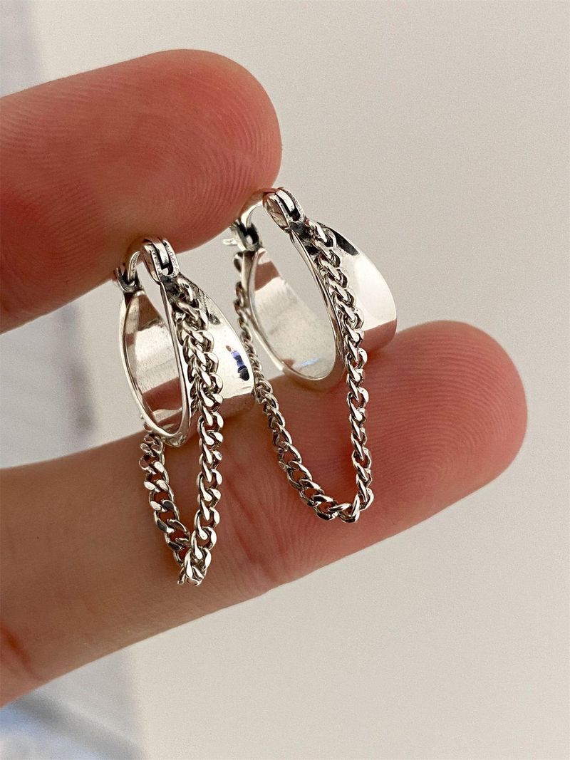 Pendientes de borla con hebilla de cadena, versión coreana, estilo chica sexy, estilo nicho, de alta gama, ligeros y lujosos._voghion.com
