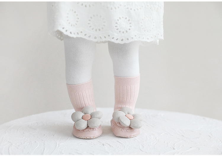 Scarpe e calzini da pavimento per bambini Scarpe autunnali e invernali con fiori carini con suola in pelle Scarpe da calzino per bambini da principessa per bambini_voghion.com