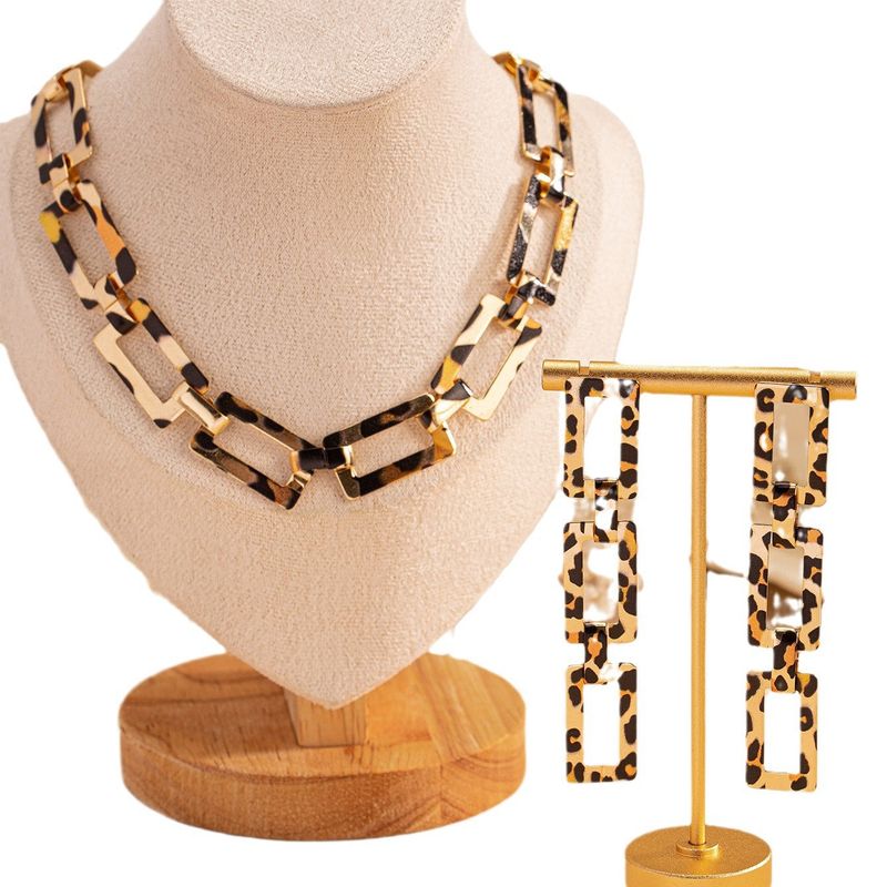 Leopard Trendy Print Cuban Thick Hip-Hop Simple Elegant Geometric Clavicle Chain Personality Fashion_voghion.com
