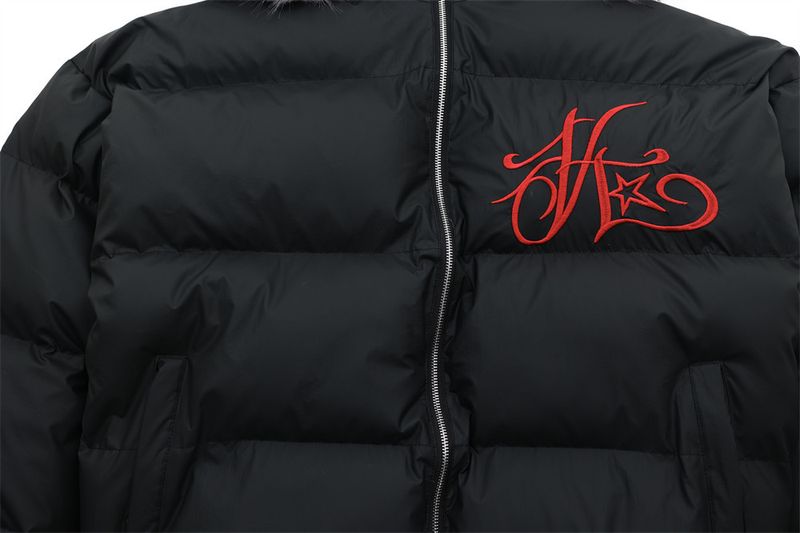 Chaqueta de algodón con capucha y cuello de piel bordada con letras góticas para hombre, moderna chaqueta de invierno gruesa con cuello alto desmontable_voghion.com