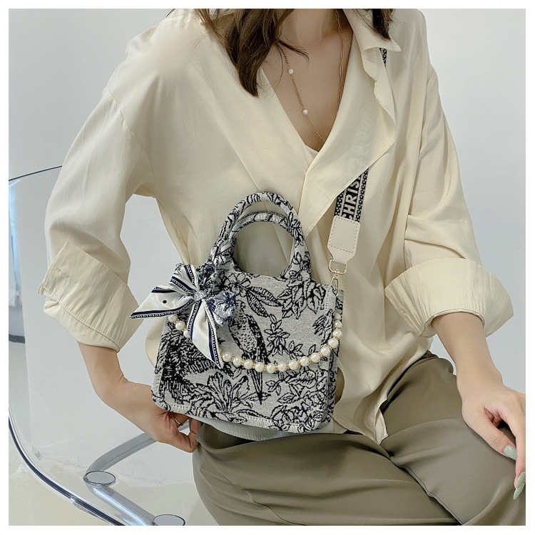 Borsa tote portatile alla moda e alla moda di grande capacità in tela di perle 2023, trama unica, borsa a tracolla versatile_voghion.com