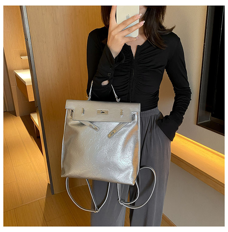 Bag Women's Bag New Retro One Shoulder Crossbody Handbag Large Capacity Original Small Design Backpack_voghion.com