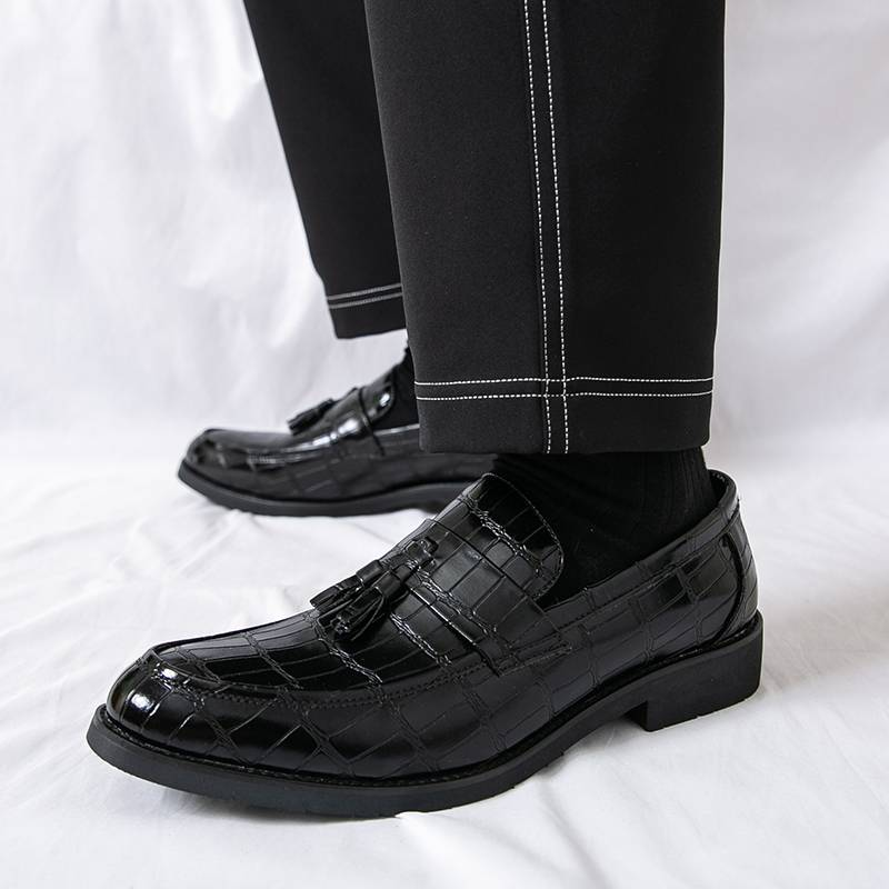 Neue Mode aus echtem Leder Quaste Business Casual Loafer Schuhe für Männer Schwarze Business Formale Lederschuhe für den täglichen Büro Casual Herrenschuhe für Dr_voghion.com