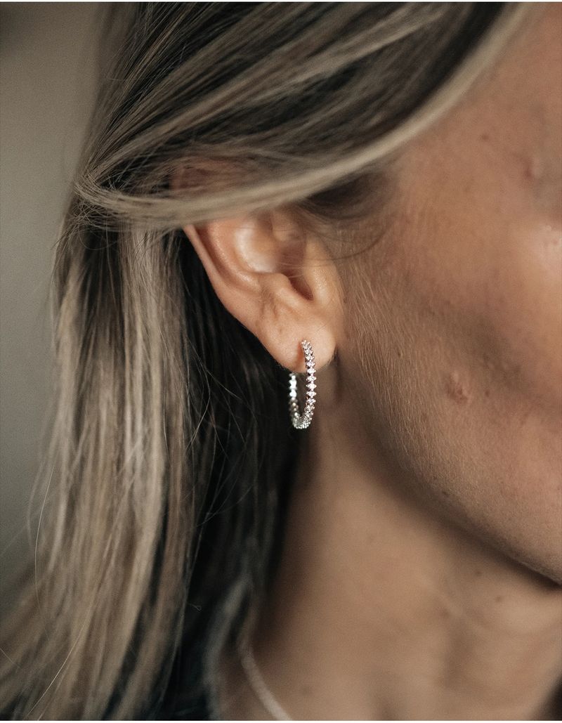 Damessieraden Volledige diamanten C-vormige oorbellen Licht luxe high-end design Mode temperament Unieke oorbellen Oorsieraden_voghion.com