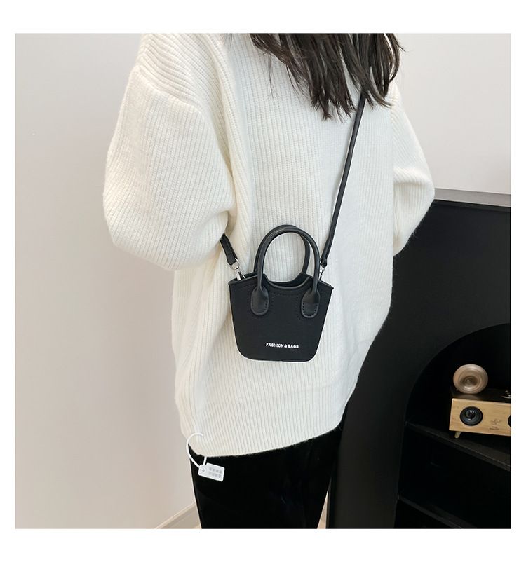 Borsa a secchiello da donna, alla moda, con tracolla monospalla, stile Candy Lover, con rossetto, da portare a spalla, rossa_voghion.com