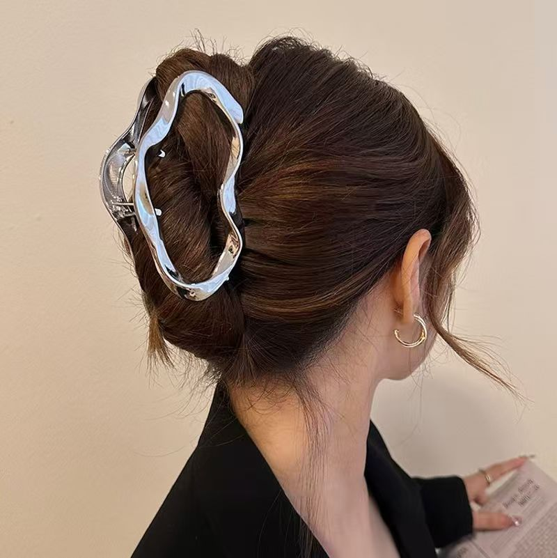 Design di nicchia ~ Fermaglio per capelli in metallo di alta qualità, grande fermaglio per capelli da donna con temperamento da squalo_voghion.com