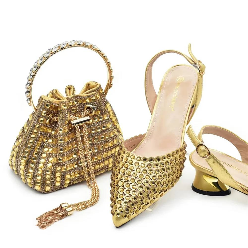 Pair The Evening With High Heel Broken Diamond Round Head Fish Mouth Sandals And Glitter Diamond Set Hand Bag_voghion.com