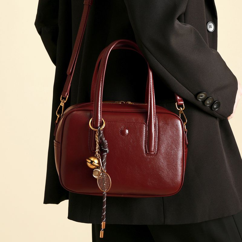 Tendenza moda 2025, nuova borsa a tracolla monospalla rossa da sposa da donna, design di nicchia, borsa per la mamma_voghion.com