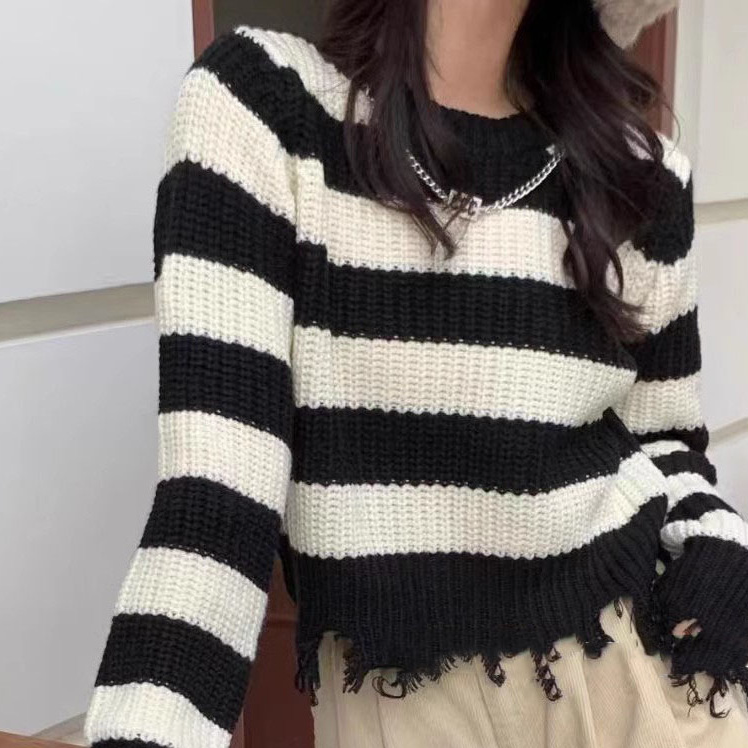 Maglione corto da donna in maglia con dettagli rovinati - Pullover oversize retrò, stile boho ampio_voghion.com