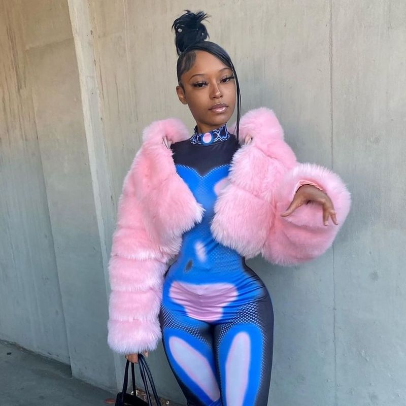 Women’s Hooded Faux Fur Jacket – Short Sleeve Fox Trim Coat (S-7XL, 14 Colors, Retro Style, 3D Embossed, Lightweight & Warm)_voghion.com