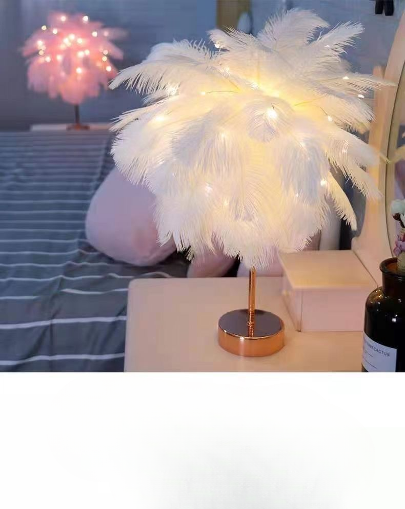 【 Coleção de 8402 pessoas 】 Mesa de penas sala de coração feminina, quarto cabeceira sala de estar decoração de mesa, atmosfera_voghion.com