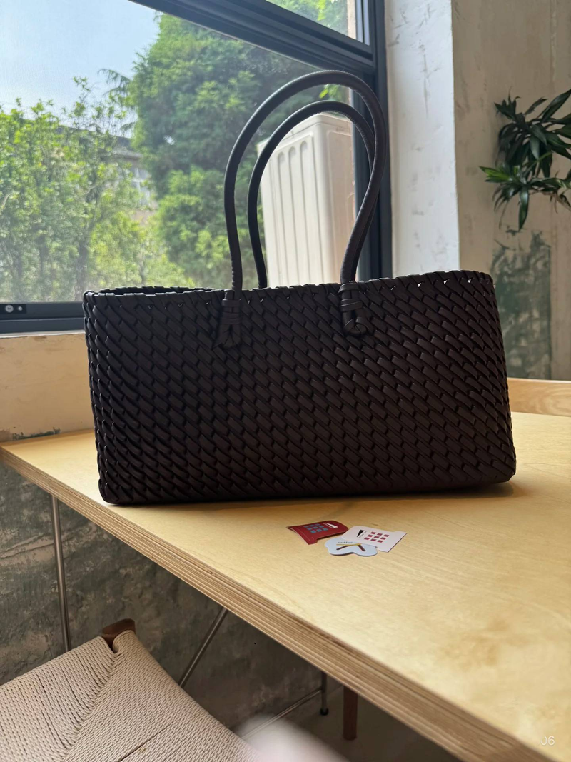 "2025 New Style Woven Tot Bag, Fashionable High-end Large Capacity Handbag, Single-shoulder Shopping Bag For Women."_voghion.com