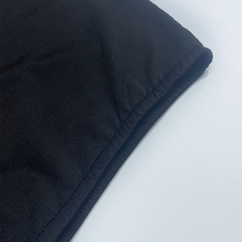 Stile Instagram, moda estiva di nicchia con design monospalla, canotta stropicciata, gonna corta, due pezzi per donna_voghion.com