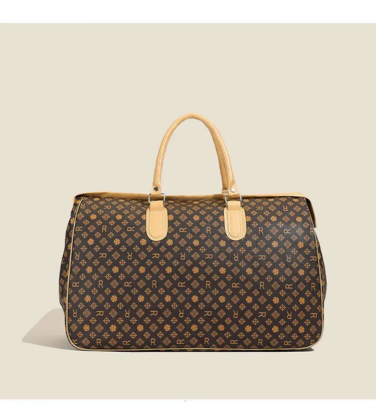 2025 New Designer Luxury Bags Large Capacity Short Trip Business Korean Style Trendy Handbag Shoulder Travel Bag For Men_voghion.com