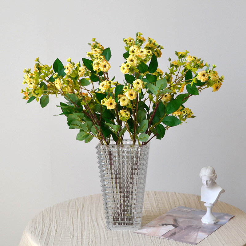 Högsimulerande retro falska blommor flerhövdade små rosor hemsimulering blommor sidenblommor vardagsrumsbord blommor_voghion.com