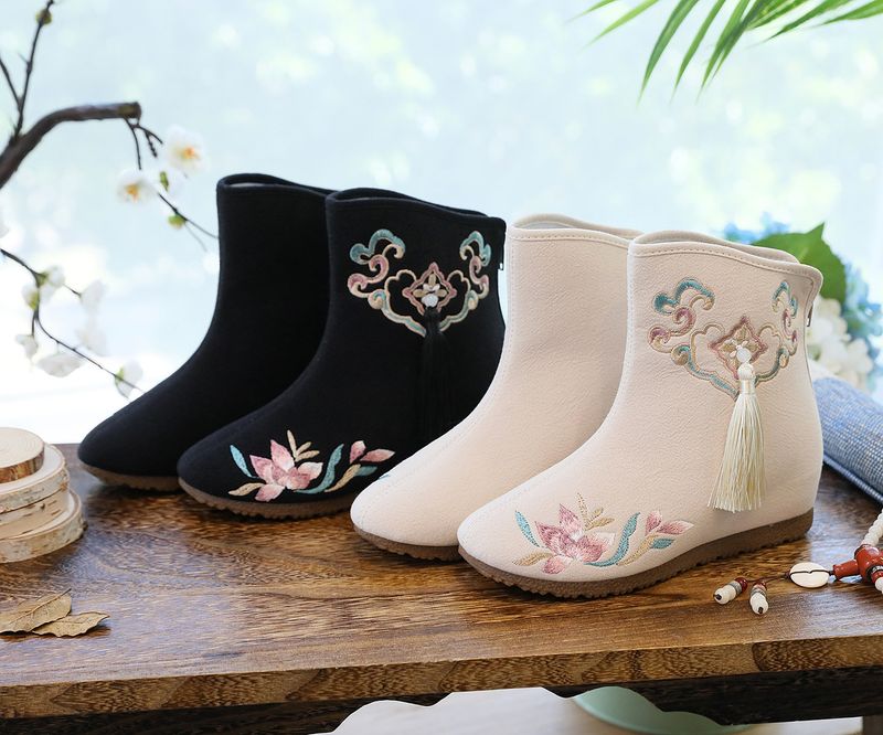 Stivali bassi, nappe ricamate, scarpe di stoffa abbinate a scarpe invernali imbottite e morbide in cotone Hanfu da donna, tacchi alti_voghion.com