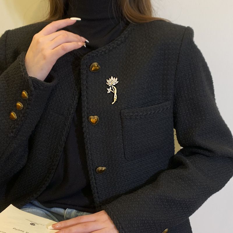 Spilla Lotus di alta qualità, spilla di lusso di alta qualità, spilla di design di nicchia, spilla fissa per abbigliamento, accessori_voghion.com