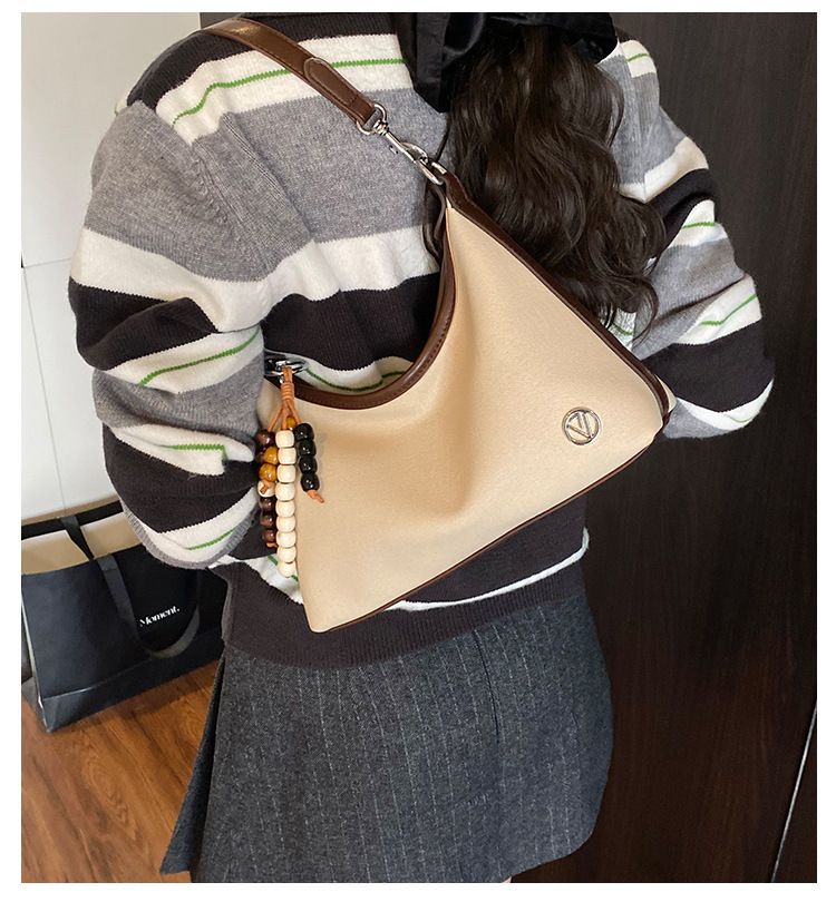 Grande capacità per le donne, versatile estate 2025, nuova borsa a tracolla monospalla testurizzata da portare sottobraccio, stile gnocco_voghion.com