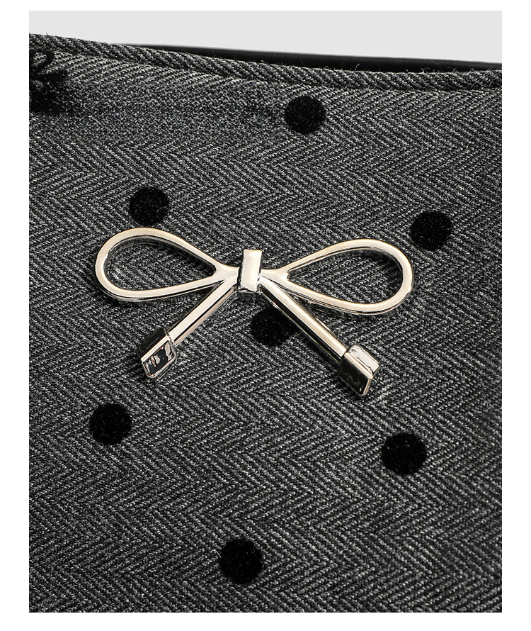 Commuter Large-capacity Student Handbag 2025 Spring And Summer New Polka Dots Bow Shoulder Backpack Niche Personality Shoulder Handbag Hundred And One_voghion.com