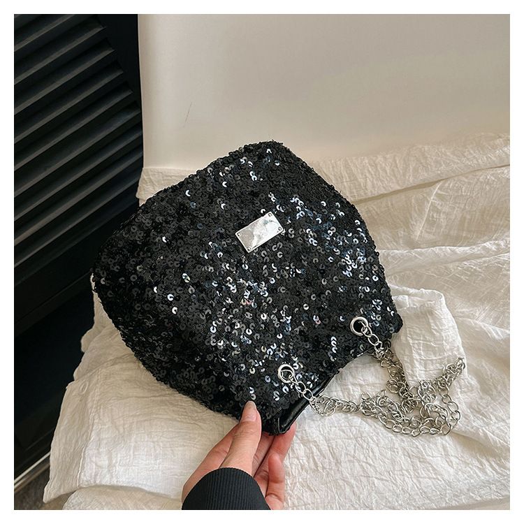 Popolare per la nuova borsa a secchiello con catena glitter estiva da donna 2023, borsa a tracolla a spalla singola con trama di nicchia_voghion.com