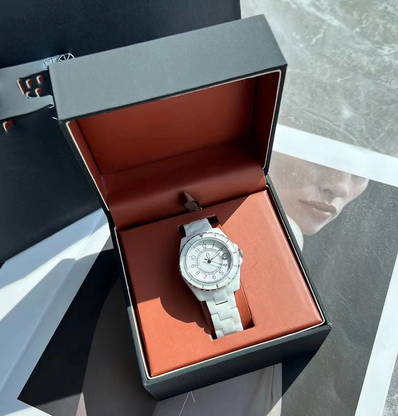 Orologio da polso al quarzo da donna minimalista di lusso Nordic Light, di alta qualità, con cinturino in acciaio sottile, resistente all'usura_voghion.com