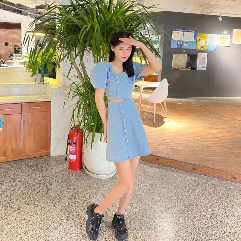 Off-Waist denim voor dames, zomerse Franse stijl, vierkante hals, uniek design, niche pofjurk met korte mouwen_voghion.com