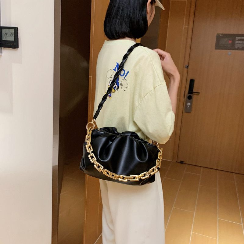 Borse a tracolla con design a cintura ondulata per donna Borse a tracolla in pelle PU Borse a catena da donna Borse da donna Borsa a nuvola_voghion.com