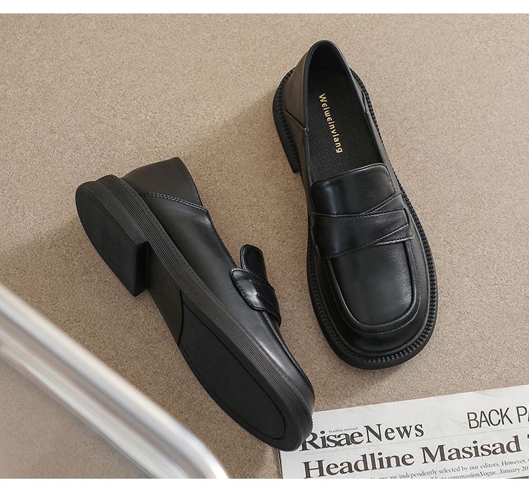 Plateau-Loafer für Damen mit einem Fuß, schwarze Retro-Schuhe aus kleinem Leder, dicker Absatz und weiche Sohle, Einzelschuhe für Damen_voghion.com