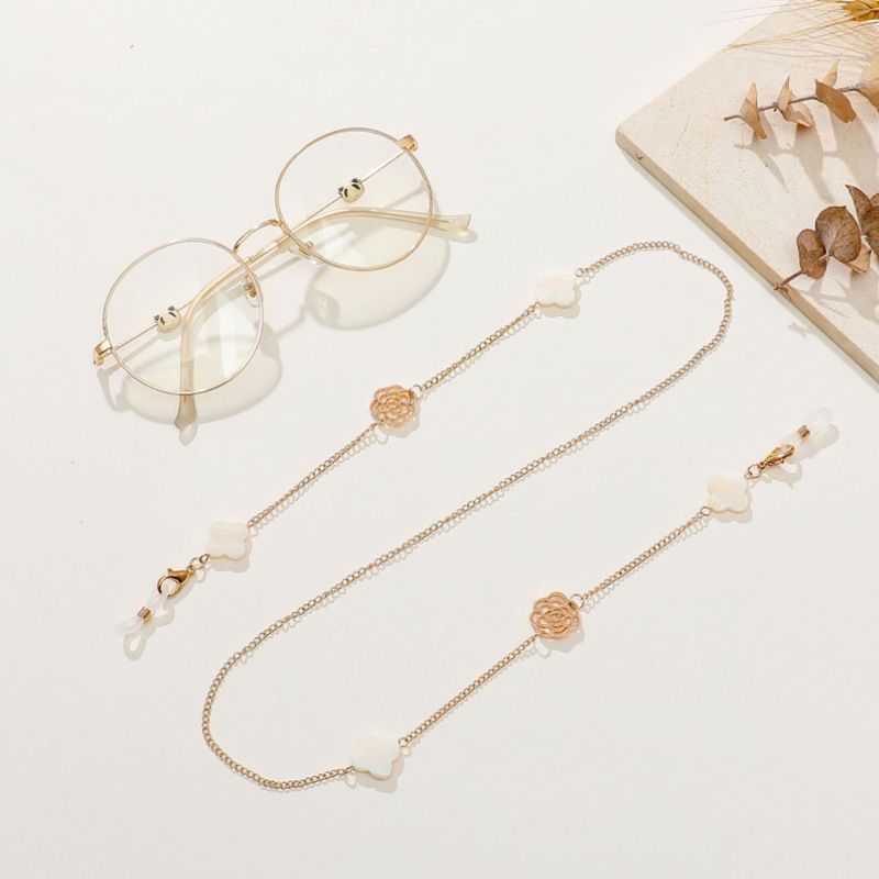 Minimalist Pearl Mixed Mask Accessories Direct Camellia Four-Leaf Clover Multi-Use Glasses Chain_voghion.com