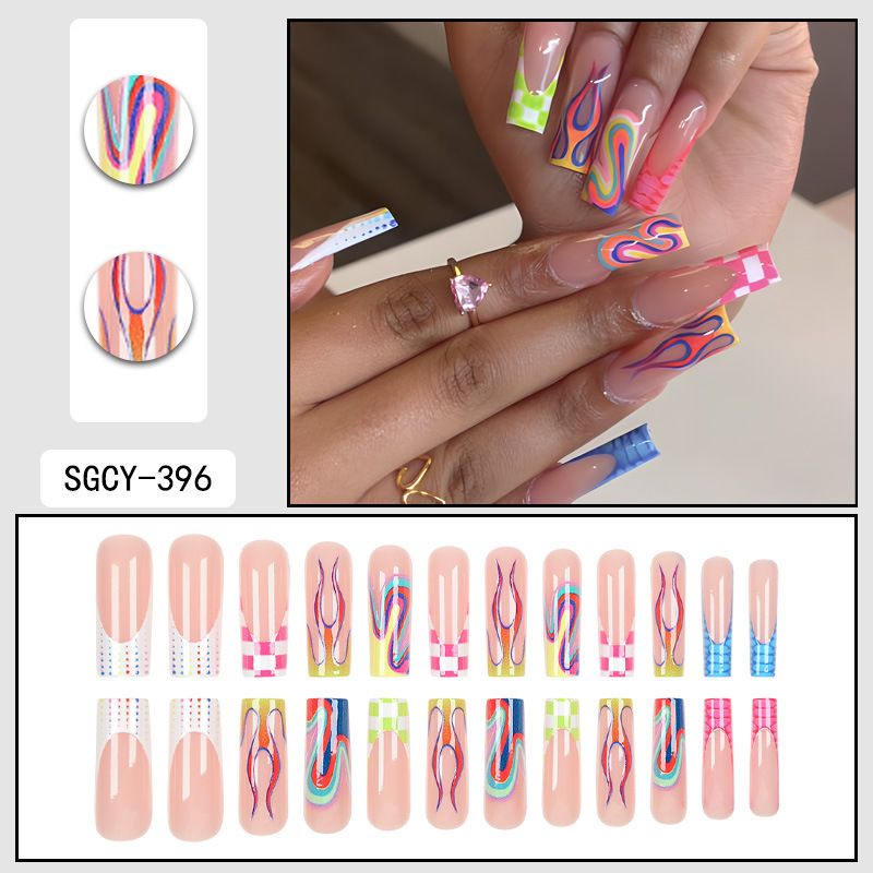 Unghie finte con punta francese a fiamma - Unghie finte lunghe a mandorla con colla e linguette in gel, set di manicure in acrilico dolce ed elegante per donna_voghion.com