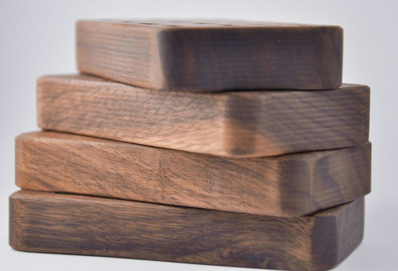 Su Zhi – Clé USB en bois massif de qualité imbattable, port USB, pour carte mémoire SD, TF, téléphone portable, rangement, siège en palissandre et noyer_voghion.com