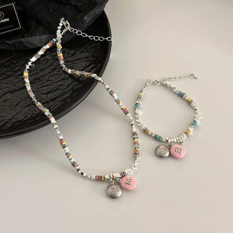 Collana con ciondolo piccolo fai da te M Bean colorato, stile coreano, versione femminile, collana estiva, colore rosa, catena per clavicola_voghion.com
